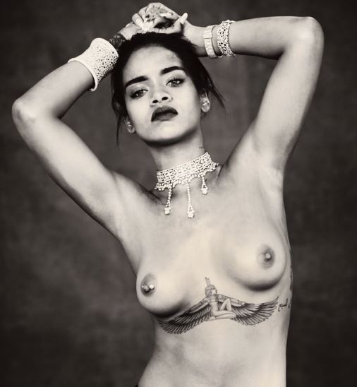 Black and white Rihanna tits / boobs photo topless.