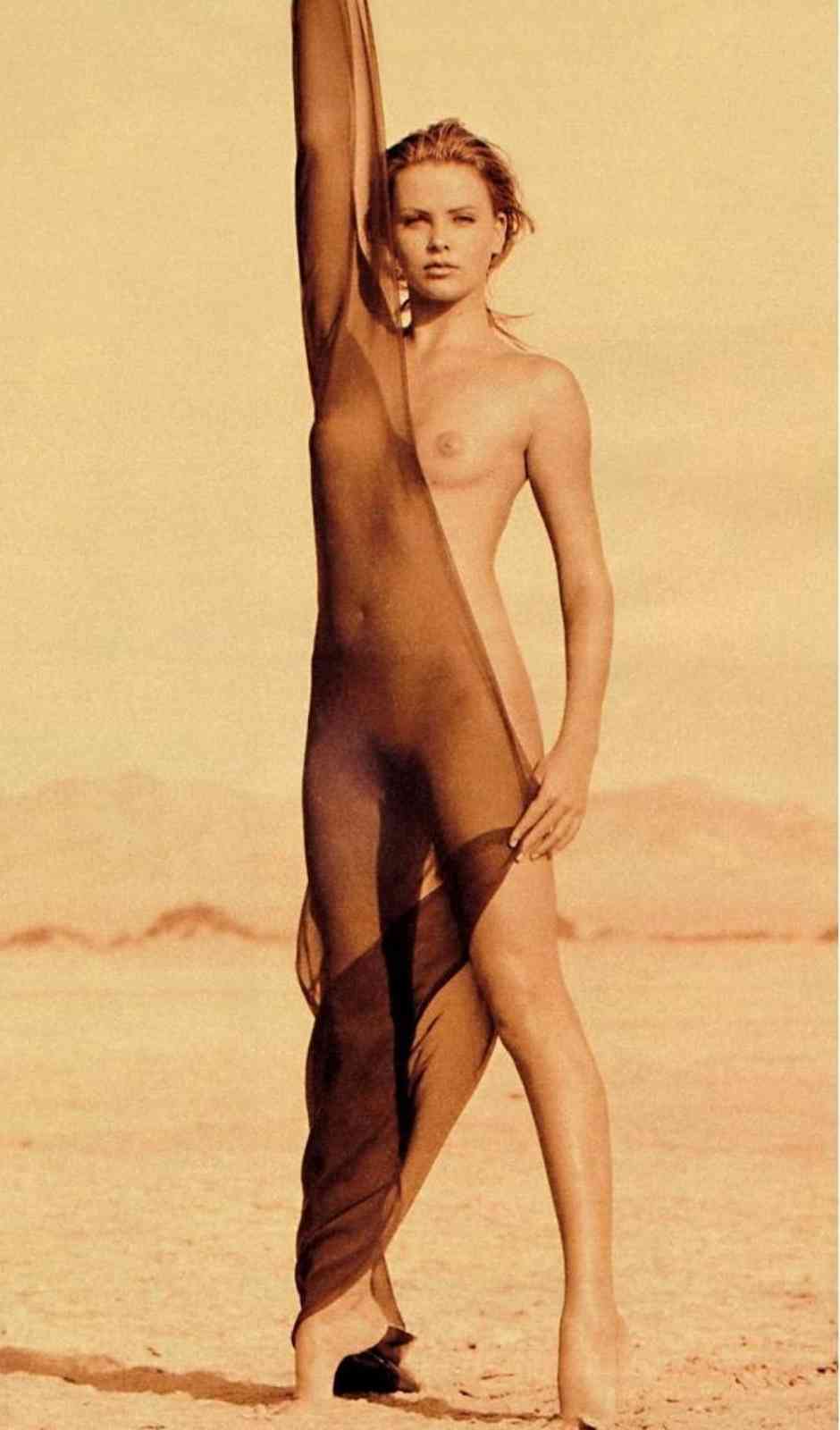 charlize theron pussy attractive sexy topless nudes