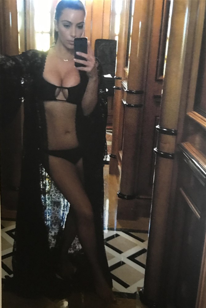 Kim Kardashian lingerie hot sexy #selfies 