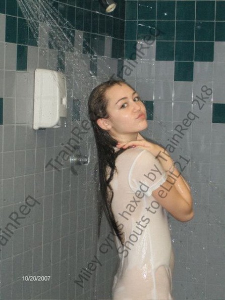 Old sexy Miley Cyrus #shower photo