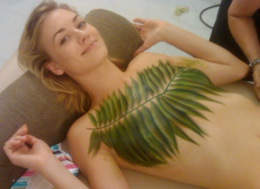 Yvonne Strahovski nude body paint