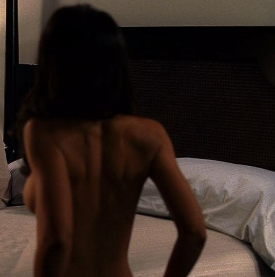 side boob / hot tits - emmanuelle chriqui nude