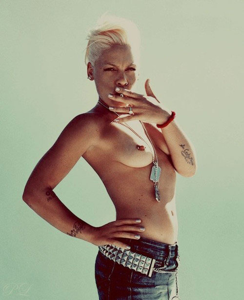 Singer Pink topless - Boob photos