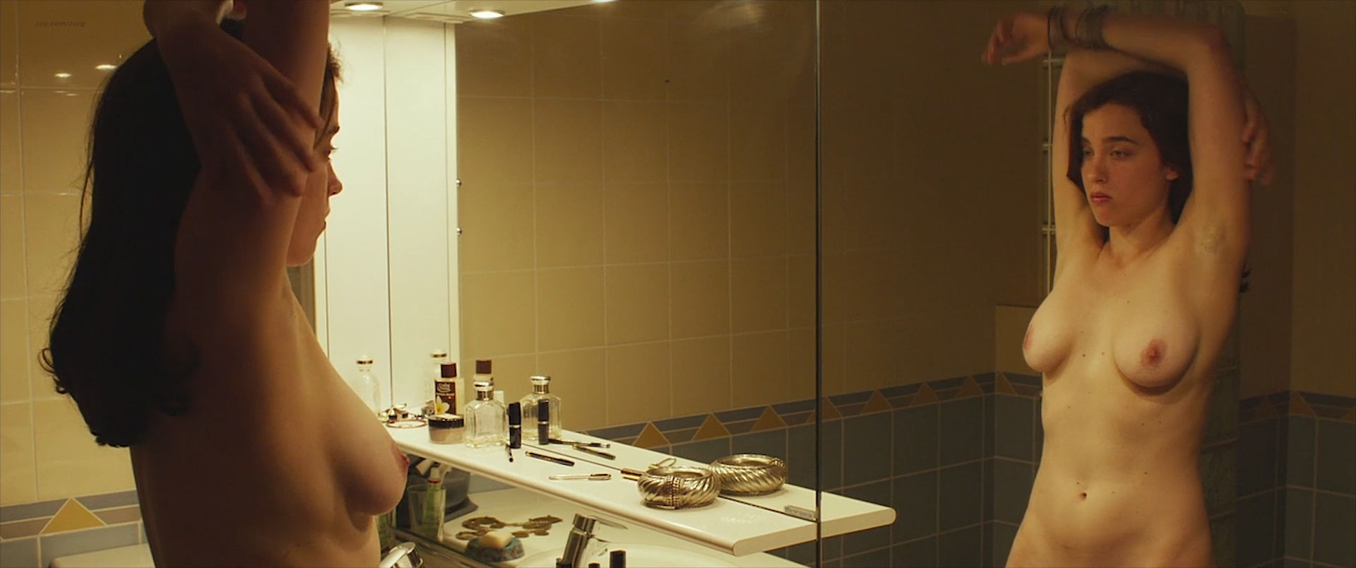 Adele Haenel full nude naked in the mirror