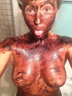 alana blanchard nude mud pics