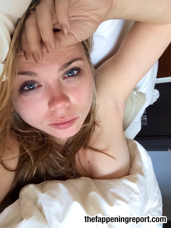 Amanda Fuller naked - full nude