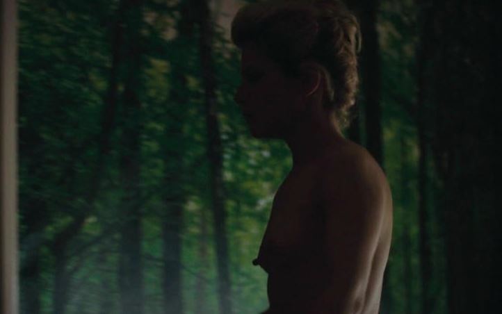 Marina Fois hard nipples while topless