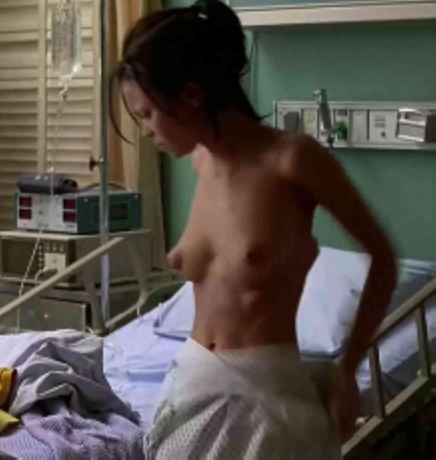 Thandie Newton Nude Revealing Her Private Parts.