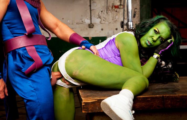 Former WWE star Chyna transformed to She-hulk in porn movie - Celebrity nude